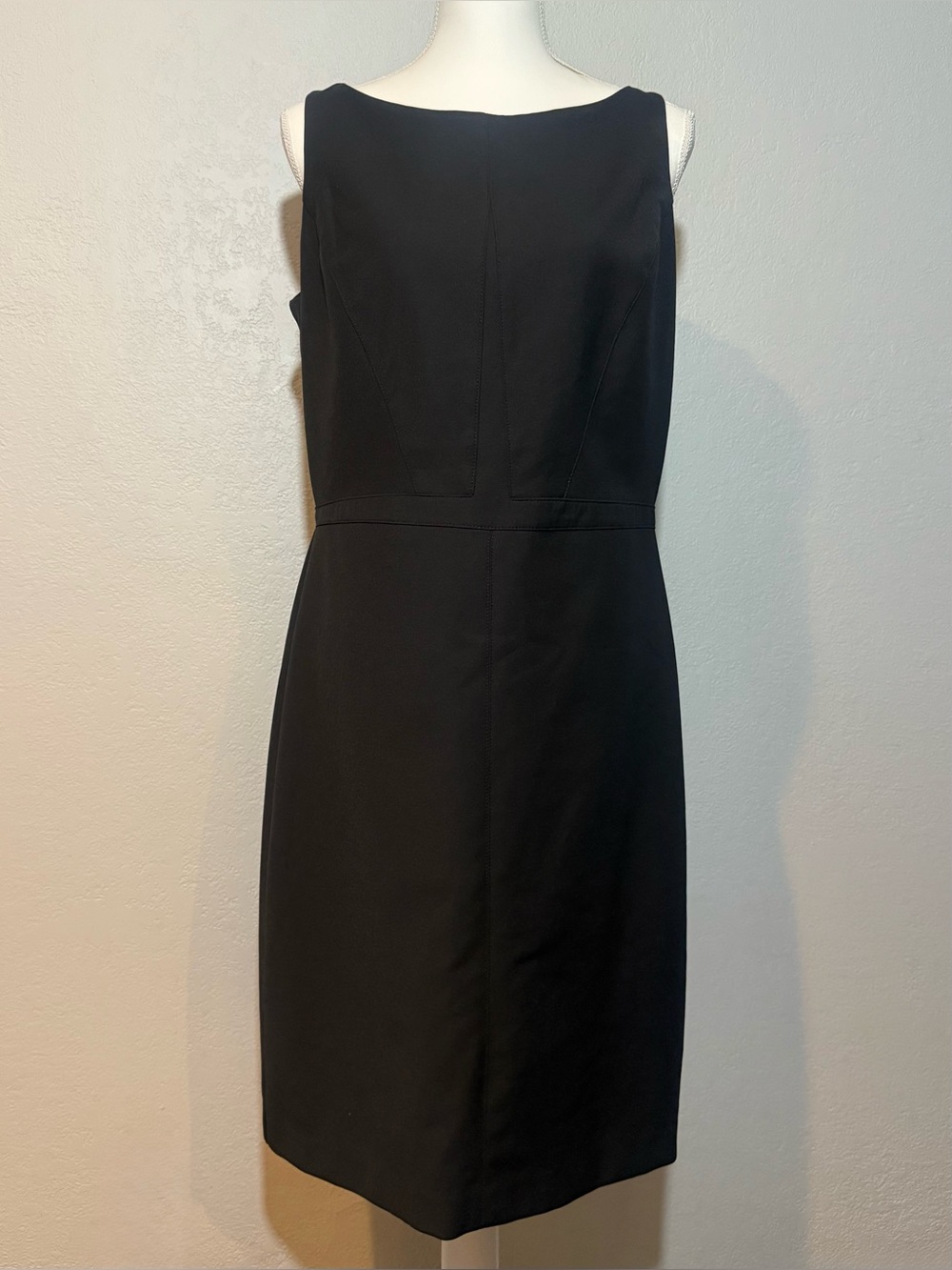 WHBM/White House Black Market-Sheath “Little Black Dress” Office/Evening Size 12